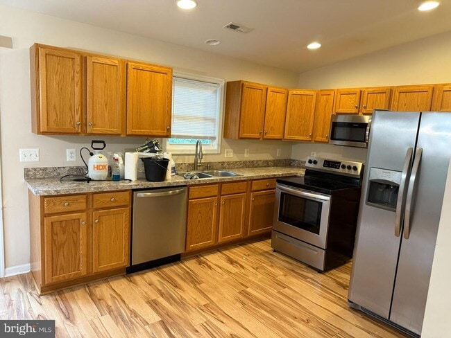 Photo - 376 Flynn Dr