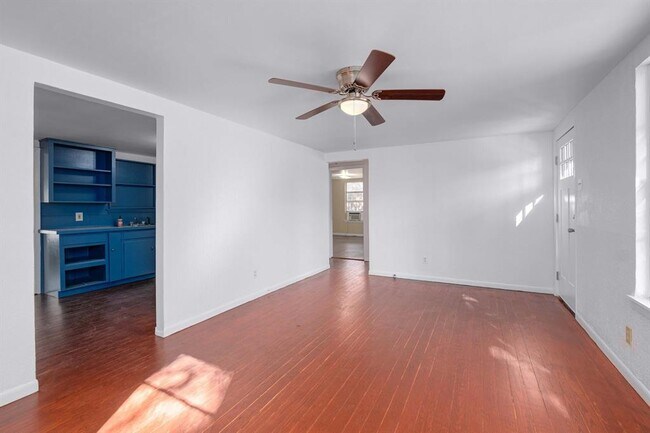 Photo - 1104 S 2nd St