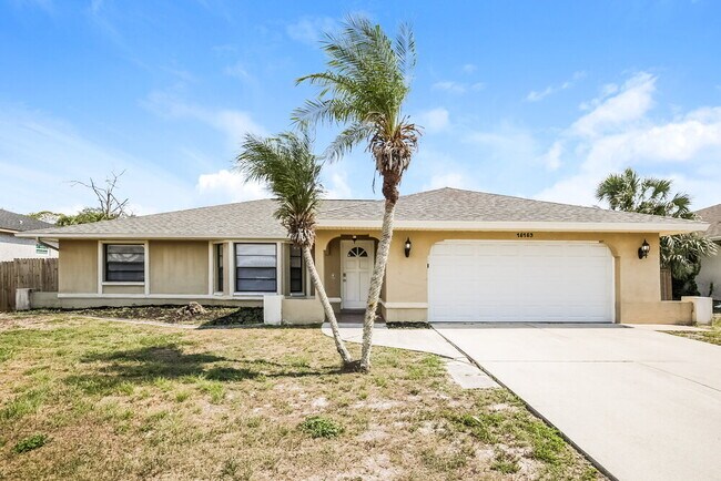 Photo - 15153 Buswell Ave House