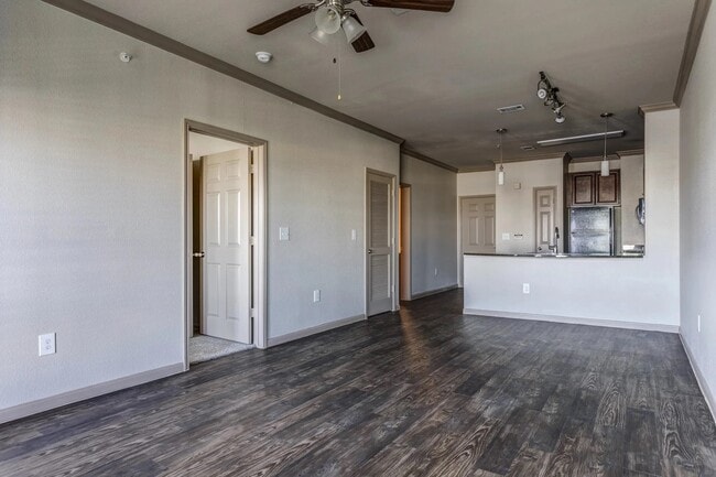 Photo - 2120 Stephens Pl