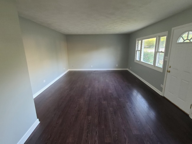 Photo - 202 E Streamwood Blvd