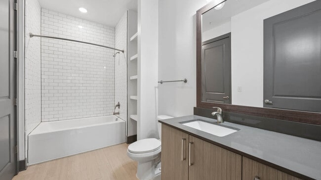 Bathroom - The Baxter