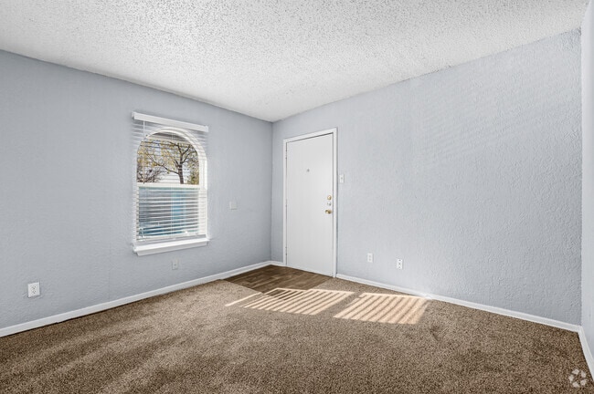 2BR, 1.5BA - 816SF B1