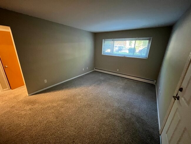 Photo - Oakview Woods Apartments
