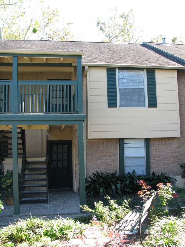 Photo - 8277 Kingsbrook Rd Unit 153