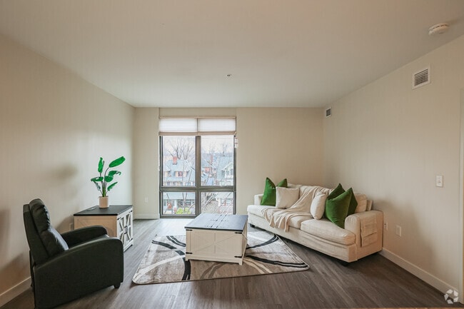 1BR, 1BA - 750SF - Living Room