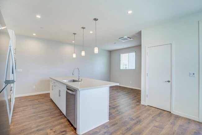 Photo - Modern Living at The MIll Gorgeous 2bed/2.5bath home