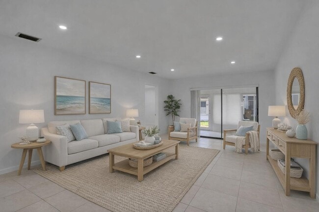 Building Photo - 315 NW 36th Ave