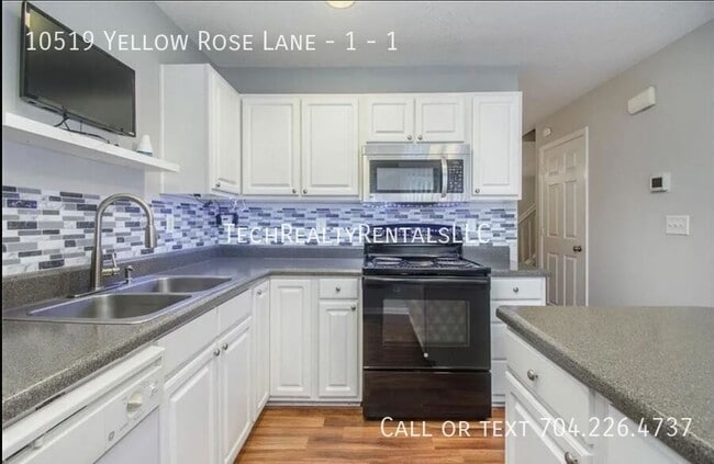 Photo - 10519 Yellow Rose Ln
