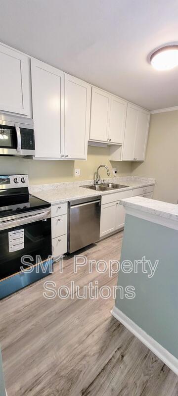 Building Photo - 5733 Bramblegate Rd Unit M