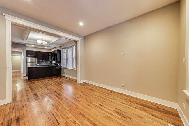 Photo - 1914 W Crystal St Unit 1F