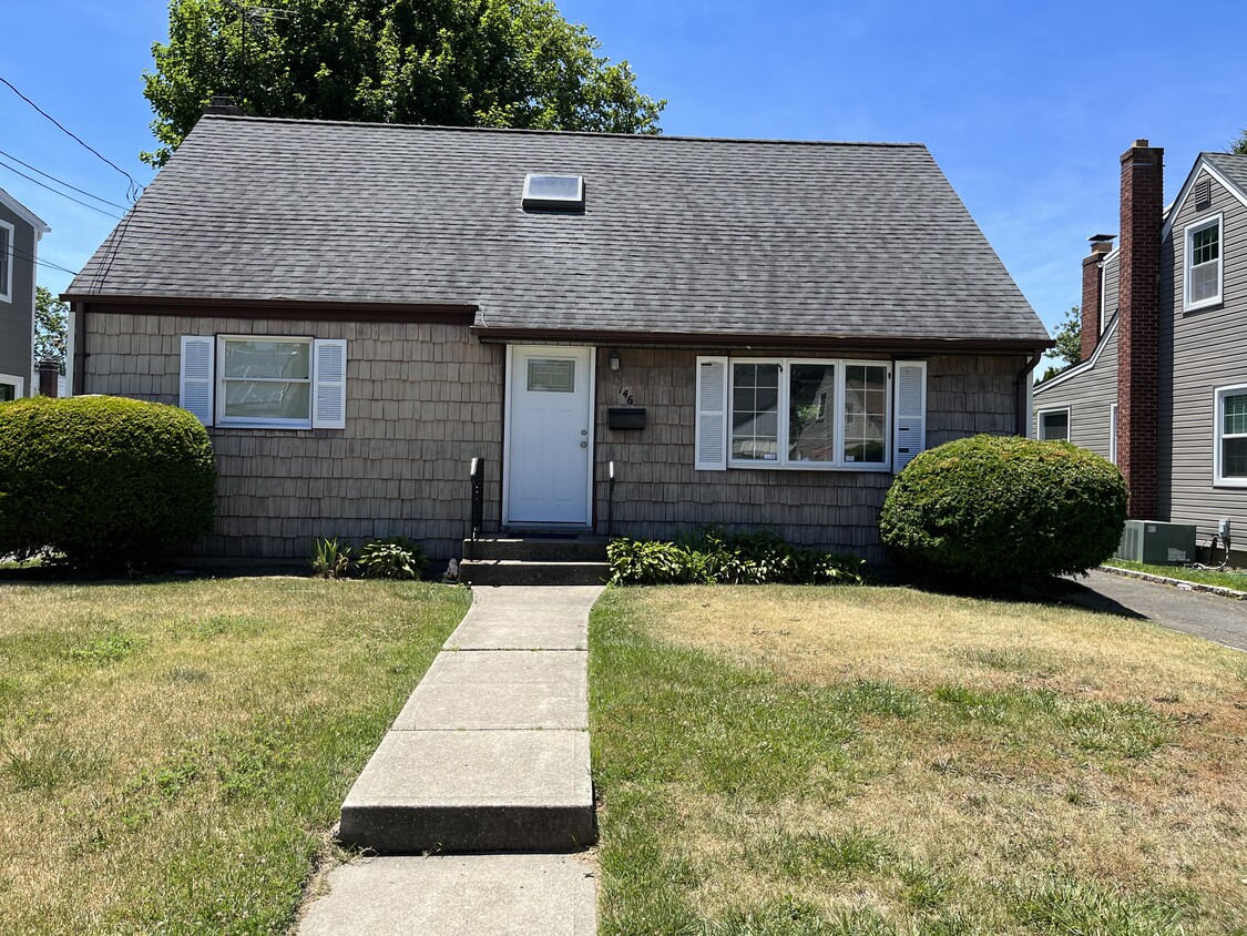 Photo - 146 Walton Ave (Uniondale, NY)