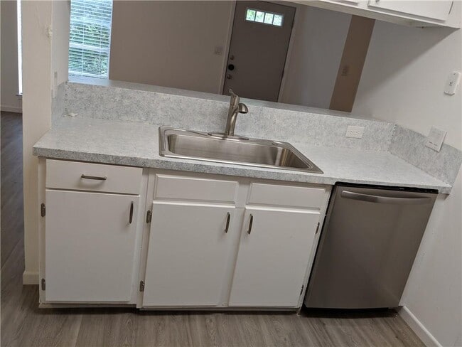 Photo - 3509 Alpine Cir Unit 4