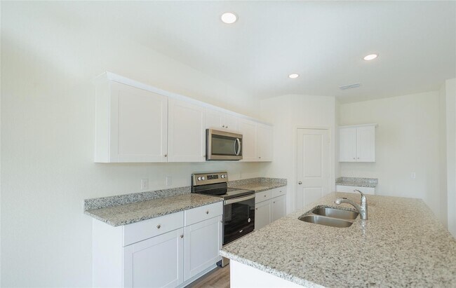 Photo - 713 Cedar Elm Dr