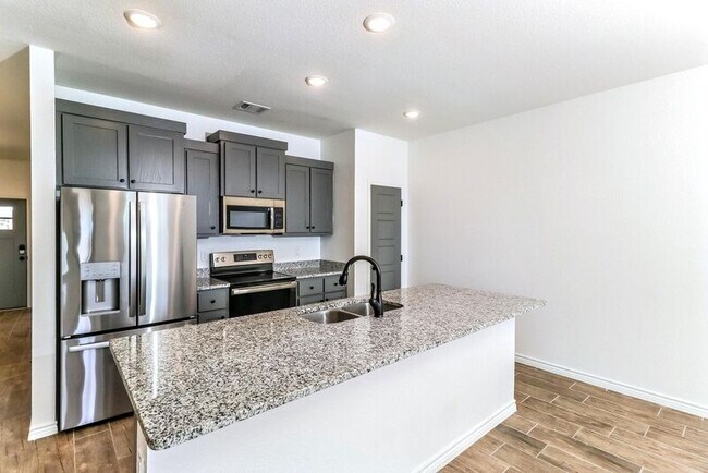 Photo - 705 Freedom Cir