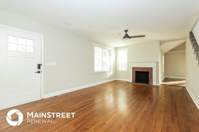 Photo - 307 W Due West Ave