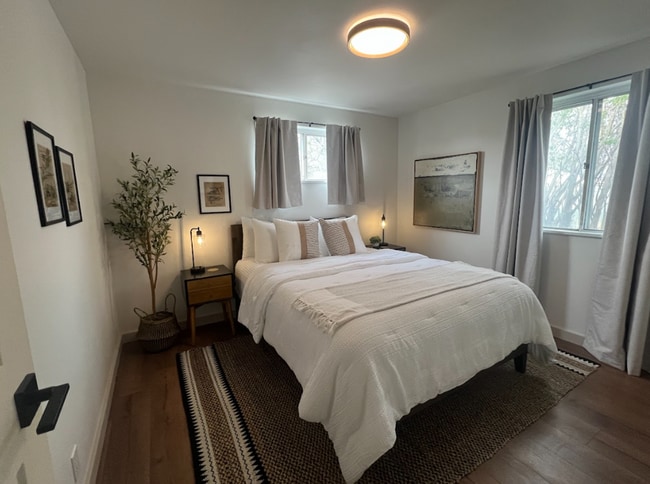 Photo - Fully Furnished 3BR | Renovated | All Utilities Included | Ideal for 30+ Day Stays