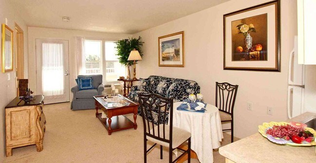 Photo - Holiday Rolling Hills Ranch