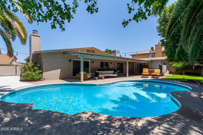 Photo - 1347 W Lobo Ave