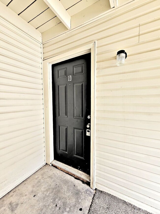 1509 Halston Cir NW Unit B