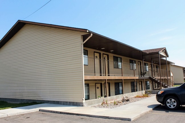 Photo - Willowbrook Apartments