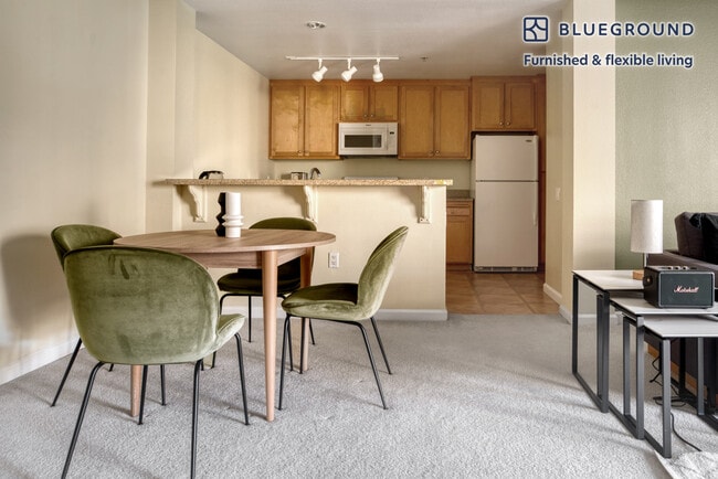 Photo - 853 Commodore Dr Unidad FL2-ID1039