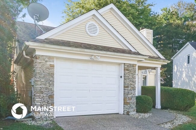 Photo - 10501 Bay Pointe Ct