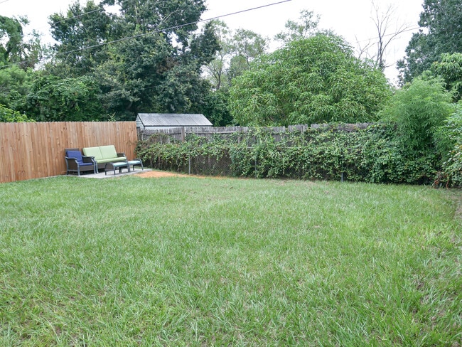 Photo - 1453 Hendren Dr