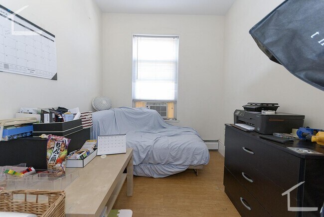 Photo - 69 Ashford St Unit 2