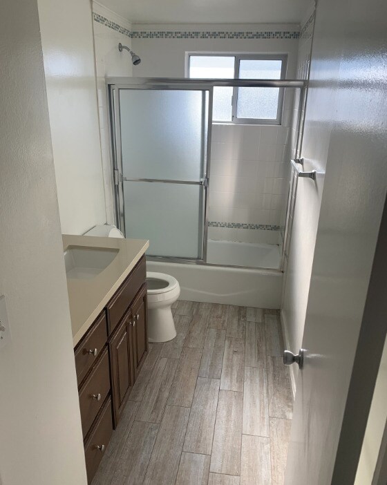 5 bathroom - 210 Ave H Unit 6