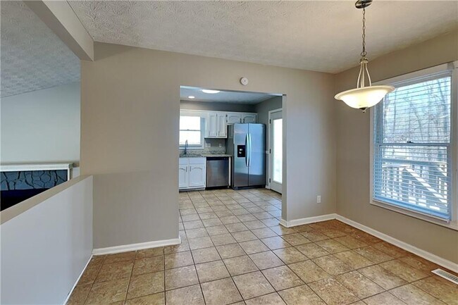 Photo - 43 Apple Jack Dr