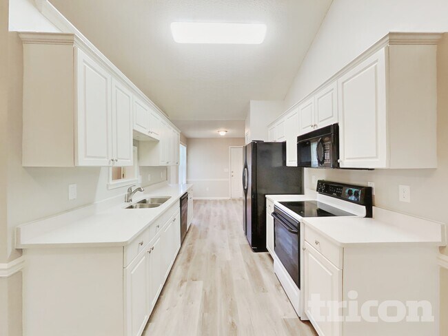 Photo - 1113 Dunwoody Dr