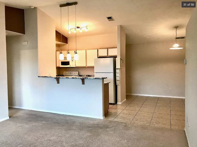 Photo - 985 E Mingus Ave Unidad Apt 321