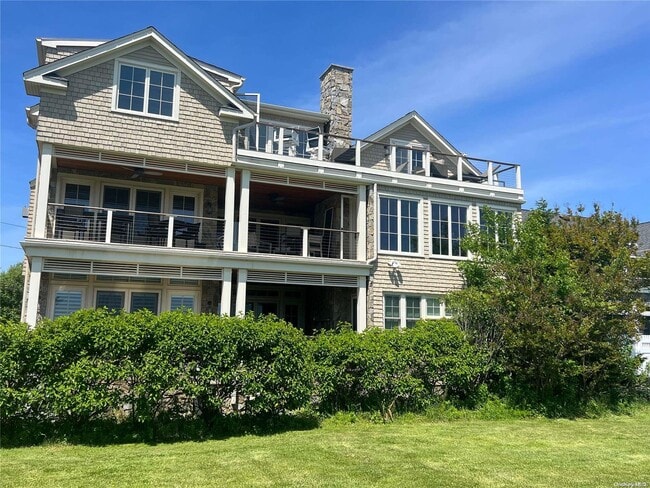 Photo - 36 Mineola Ave