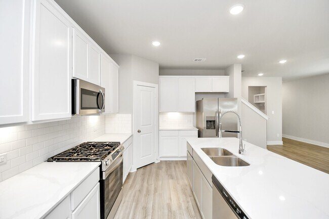 Photo - 21034 Shore Oak Dr