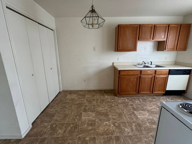 Photo - 1508 Benttree Dr Unidad # B