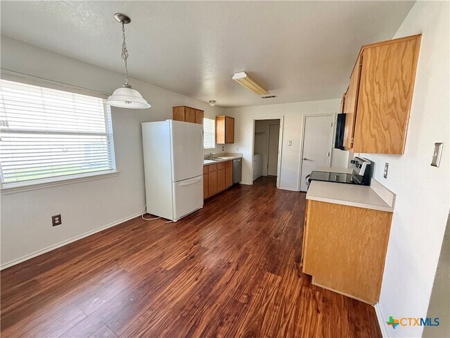 Photo - 4504 Aspen Dr
