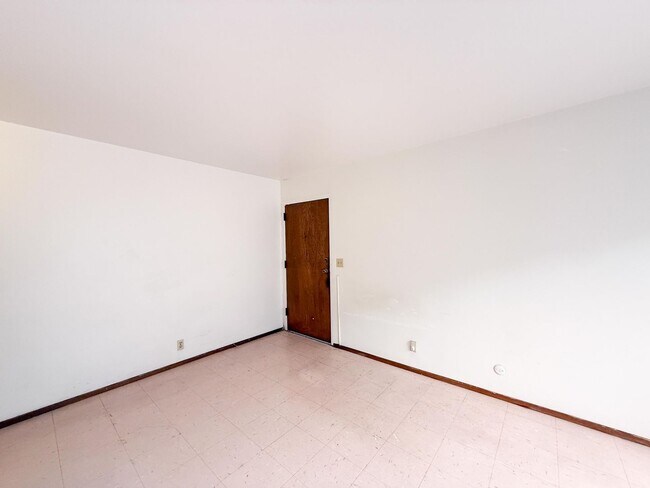 Photo - 725 Harrison St Unit B