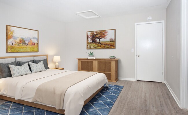 Bedroom - Marathon Drive