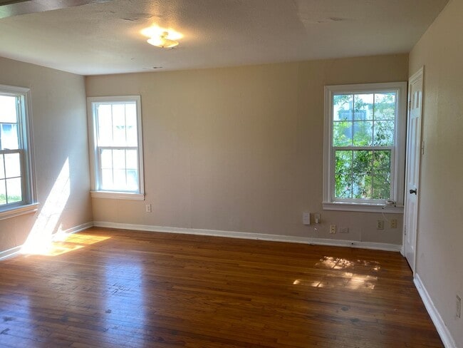 Photo - 2 Bedroom/2 Bath University Park Subdivision