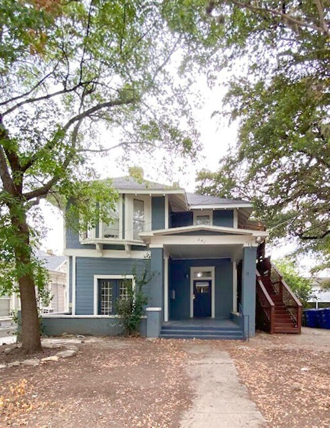 Photo - Beautiful 1Bd/1Ba Walking Distance to The Pearl Unidad 241 Post Ave Apt 1