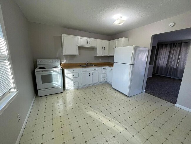 Photo - 108 E South Ave Unidad 2