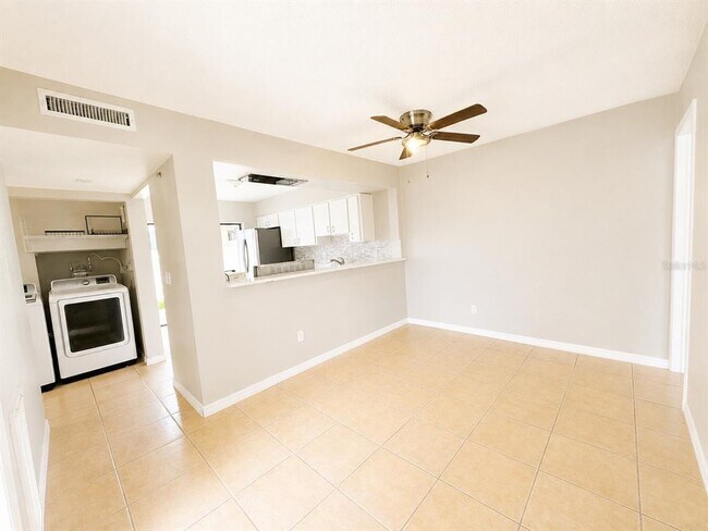 Photo - 5104 Springwater Ct