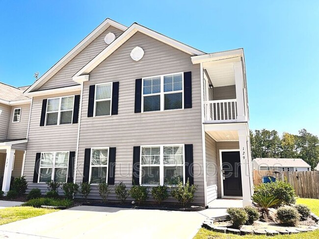 Photo - 129 Spencer Cir