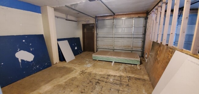 Photo - 1318 W 18th St N