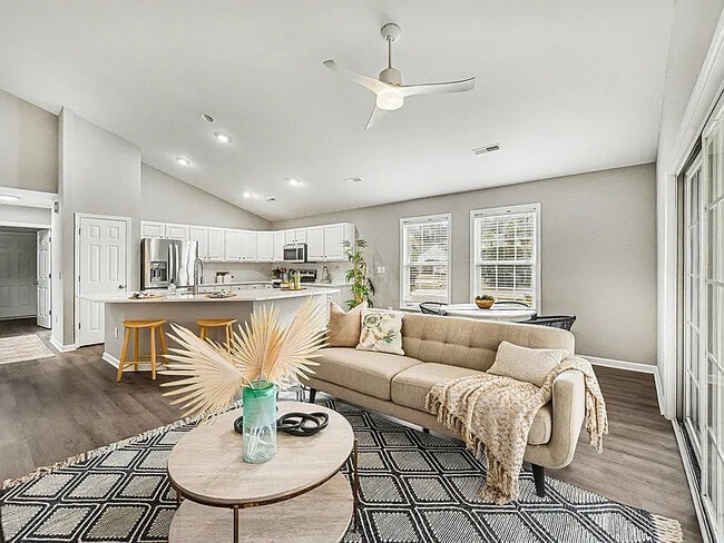 Photo - 3416 Wellesley Ct