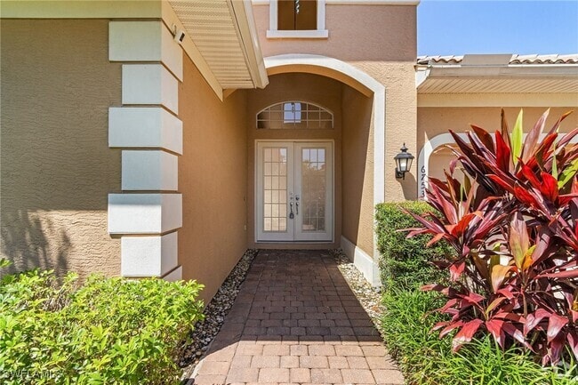 Building Photo - 6753 Bent Grass Dr Rental