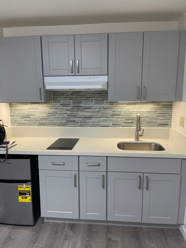 Building Photo - 1088 Bishop St Unit 2304 Rental