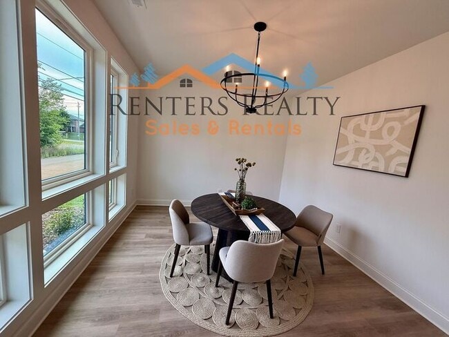 Photo - Stunning 3 Bedroom with Rooftop Terrace