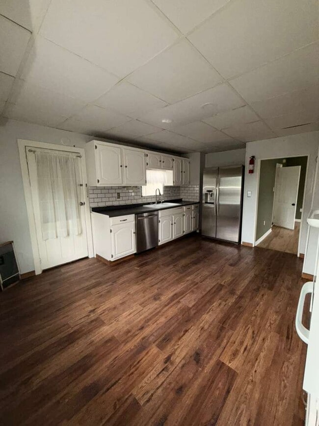 Photo - 31 Sheridan Ave Unit 31 Sheridan Ave #2